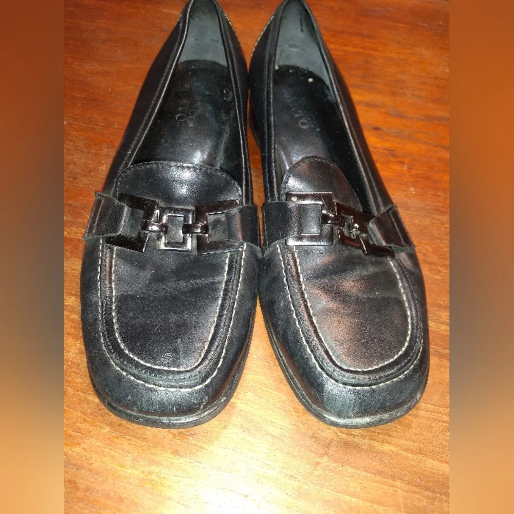 Franco Sarto Women's Black Leather Loafers, Size 8M, Made in Brazil - Picture 13 of 13